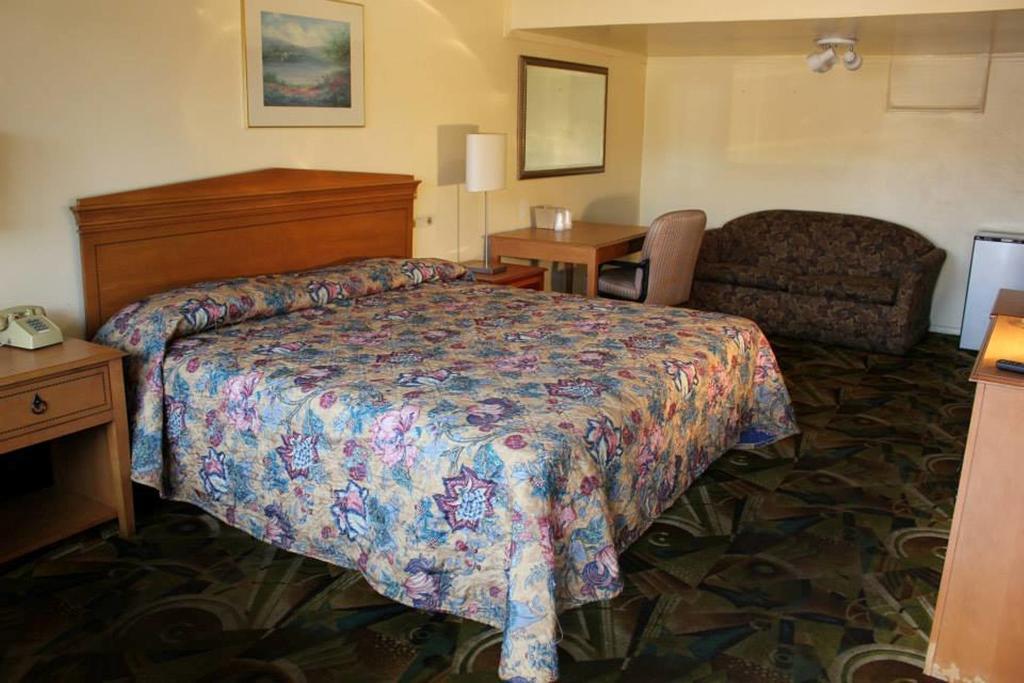 Presidential Inn And Suites Lyons Екстер'єр фото